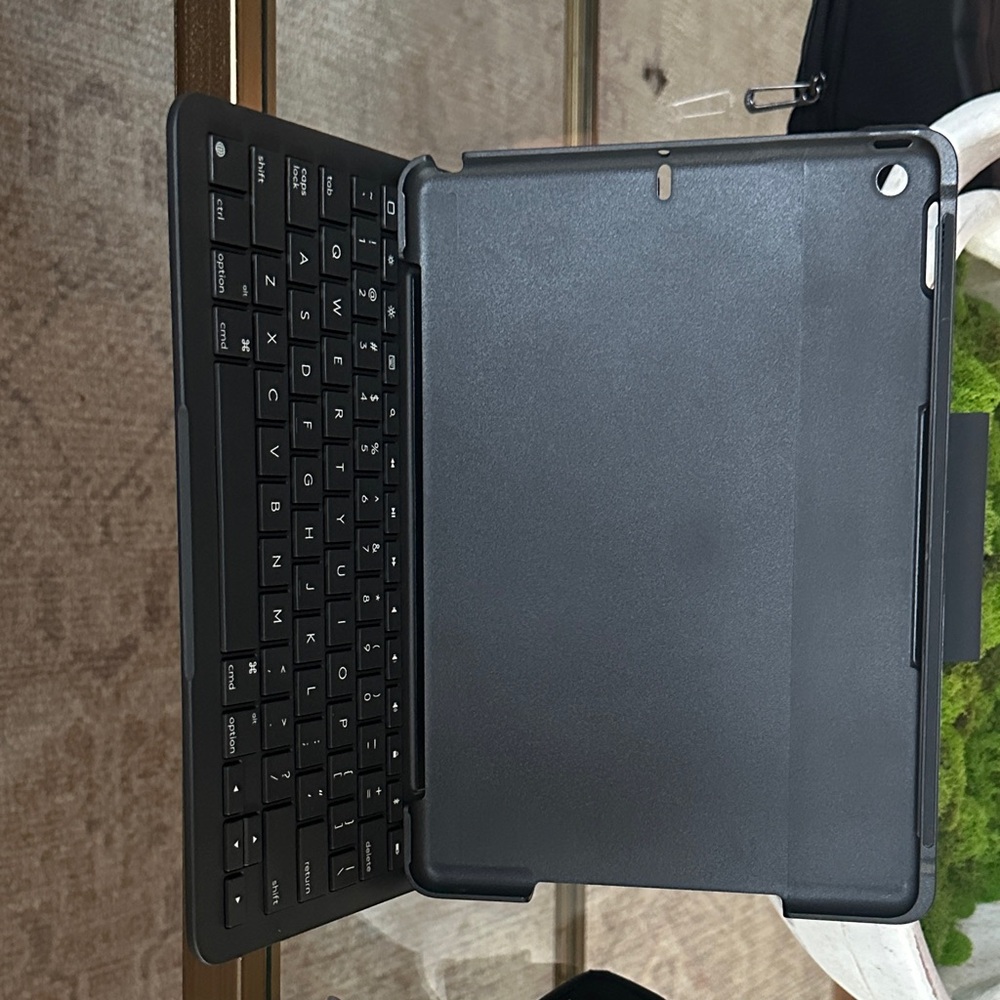 Logitech Black Keyboard Case